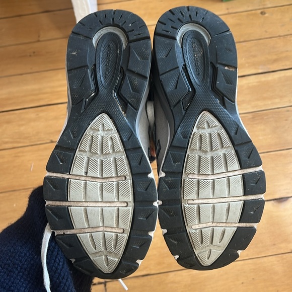 New Balance 9090 - Picture 3 of 7